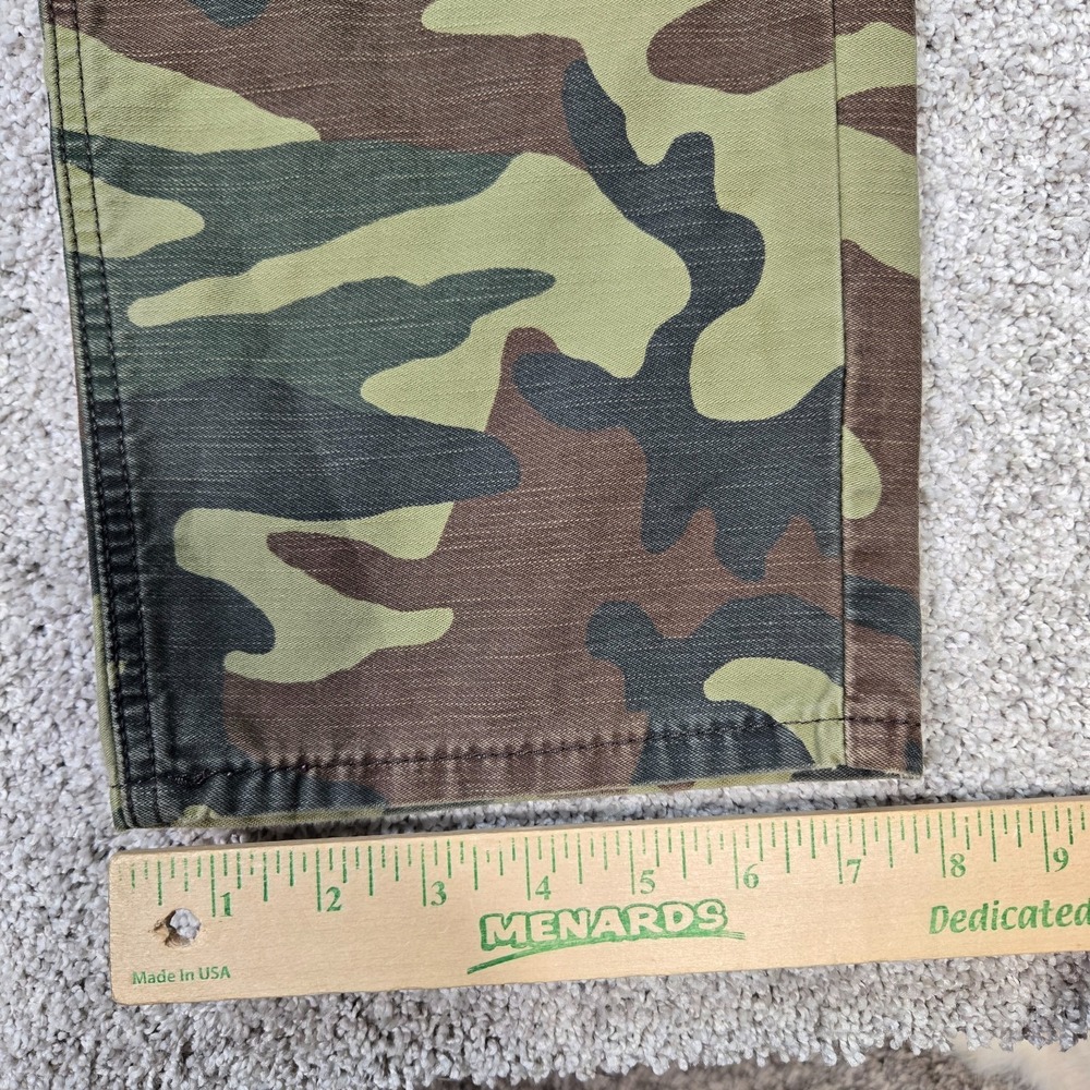 Levis 541 Jeans Mens 35x30 Green woodland Camo Athletic Tapered 5 pocket pants - Picture 8 of 11